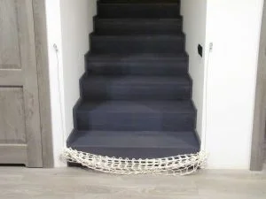 Zwinięta bramka siatka na schody